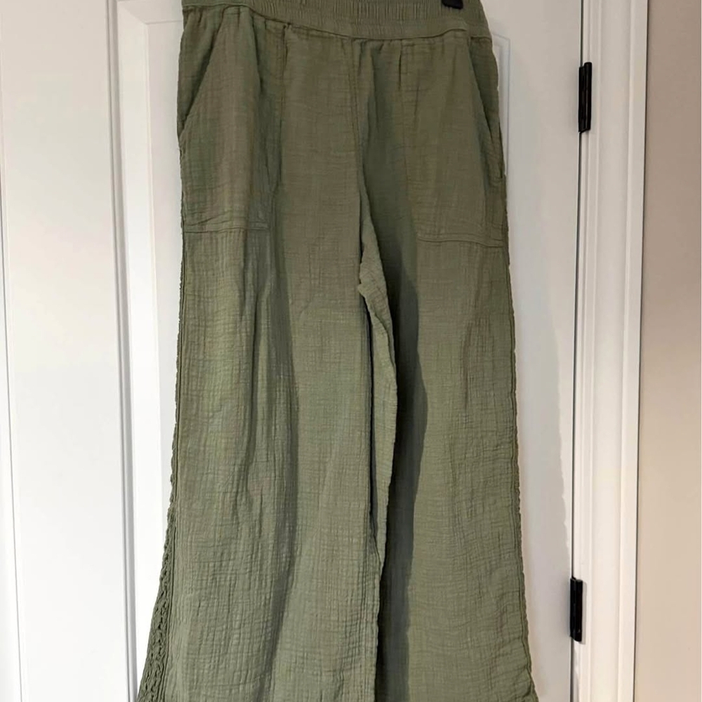 ISO! Aerie Summer Reset Trousers